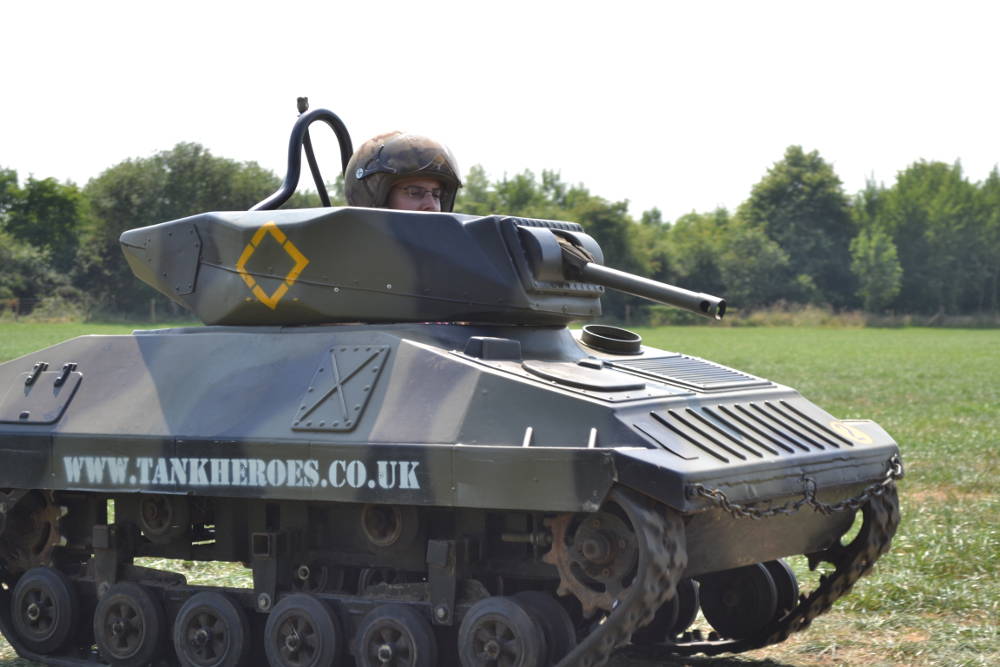 motorised-team-building-tanks