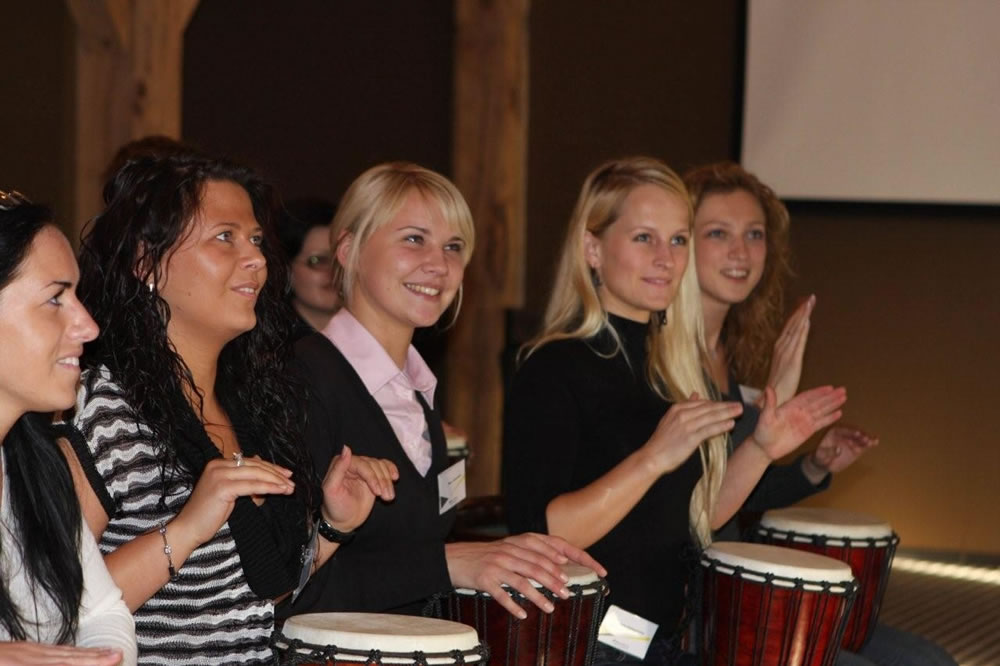 Drumming-team-build
