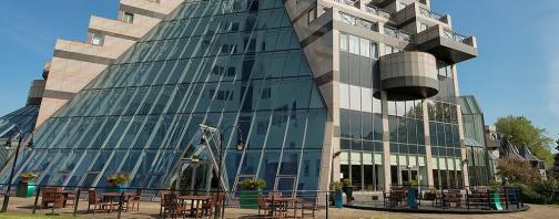 Grand Harbour Hotel