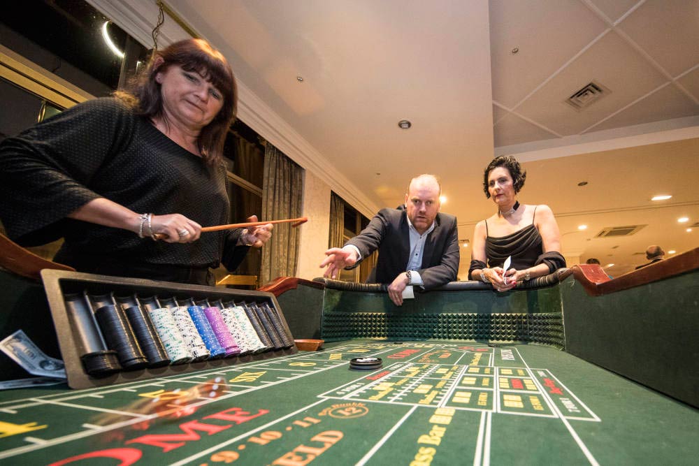 casino-night-close-up-table