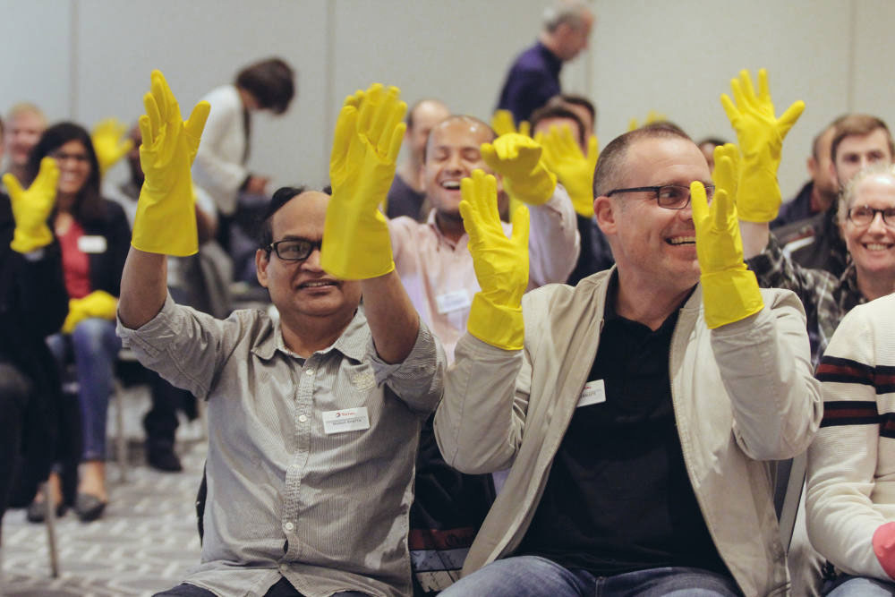 clappity-clap-icebreaker-happy-clients