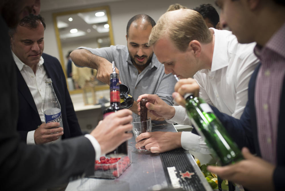 cocktail-making-measure