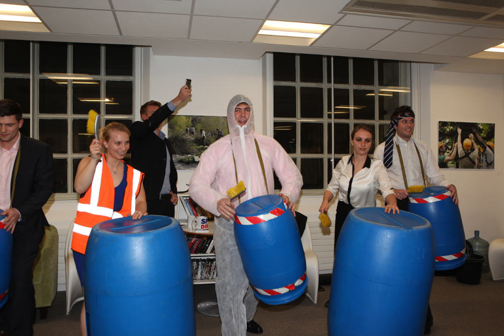 funky-junk-icebreaker-playing-the-bins
