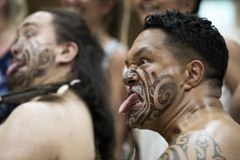 haka-icebreaker-tounge-out